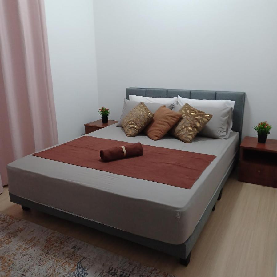 M Centura Sentul 2 Bedrooms With Pool Apartment *